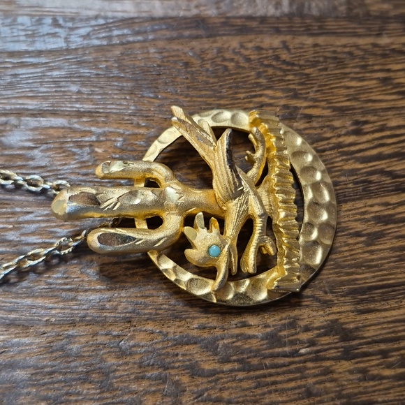 Rare Roadrunner Turquoise Eye Saguaro Cactus Gold Tone Pendant Necklace - Picture 4 of 13